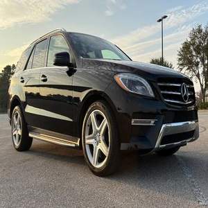 2014Benz ML550  402 ch, V8 biturbo, SUV à transmission intégrale - Product Image 1