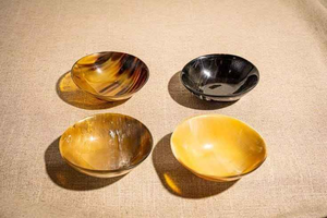 ชามเสิร์ฟทำจากเขาสัตว์ธรรมชาติ งานฝีมือคุณภาพสูง ขัดเงาอย่างดี ดีไซน์คลาสสิก สำหรับใช้ในบ้าน โดย บาร์กาห์ สตาร์ - Product Image 4