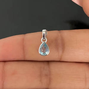 Venta al por Mayor de Dijes de Flores de Diamante Vintage HARI OM CREATIONS, Collar con Dijes de 6X9MM, Chapado en Plata, Joyería con Certificado IGI - Product Image 2