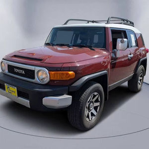 Auto Usado Económico Toyota FJ Cruiser 2008 con Volante a la Izquierda - Product Image 1