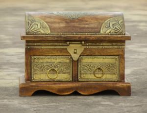 Organisateur de bijoux de style indien en laiton en bois massif boîte de rangement décorative rustique en détresse cadeaux de décoration pour la maison - Product Image 5