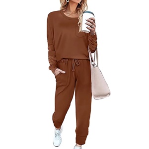 Ensemble de survêtement en velours pour femmes, velours côtelé, 2 pièces, vêtements de sport, polaire d'hiver, survêtement personnalisé, motif uni, forte demande - Product Image 3