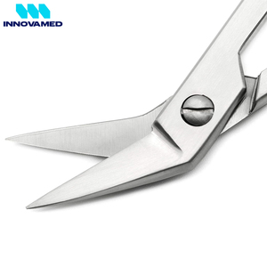 Tijeras para uñas de los pies con punta en ángulo Hecho de acero inoxidable Cuchillas afiladas de precisión de 18 cm Tijeras de Podología - Product Image 4