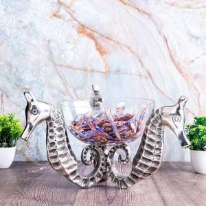 Elegante Tazón de Latón Plateado con Diseño de Caballito de Mar, Adorno Decorativo Único, Ideal para Decoración del Hogar y Exhibiciones Navideñas, Venta al por Mayor desde India - Product Image 1