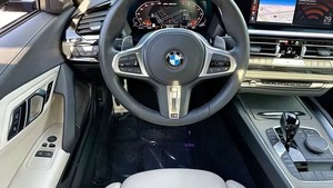 BM-W Z4 SDrive M40i Cabriolet Turbo Automatique 2023 Certifié Propre et en Bon État, Intérieur Clair, Sièges en Cuir, RWD, Régulateur de Vitesse Adaptatif - Product Image 4