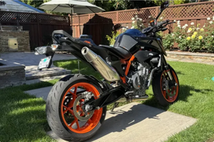 COMO NUEVO - LISTO PARA CONDUCIR - K T M 890 DUKE R 2022 - Product Image 3