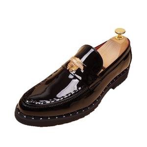 Zapatos de cuero brillante para hombre, estilo británico, para primavera y verano, mocasines casuales de cuero genuino con punta, para negocios y moda. - Product Image 5