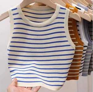 <b>Women</b> <b>Sleeveless</b> Tank Top Stretchy Fitness <b>Shirt</b> Lightweight Workout Yoga Activewear Sports Top - Product Image 1