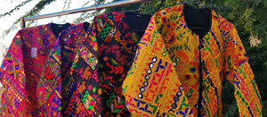 Abrigo indio para mujer, chaqueta Bohemia, chaqueta tradicional Kotti para mujer, chaqueta bordada, chaqueta Banjara Kutch - Product Image 3
