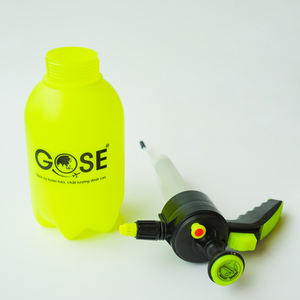 Arrosoir en plastique HDPE 2L de haute qualité avec marquage de niveau Logo personnalisé de l'usine du Vietnam Grande capacité - Product Image 6