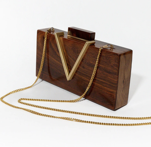 Bolso de Mano de Madera Tallada a Mano, Diseño Floral Retro, Vegano, Marrón, Bolso de Hombro, Protección RFID, Moda Vintage, Verano Invierno - Product Image 6