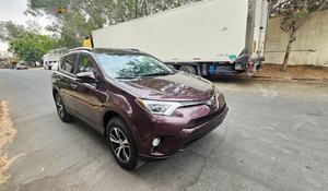 Toyota RAV4 Berline 2020 d'occasion, essence 4.5L, sièges en cuir, régulateur de vitesse adaptatif, feux LED automatiques, conduite à gauche, 5 portes panoramiques - Product Image 5
