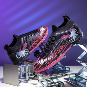 <span class=keywords><strong>Botas</strong></span> <span class=keywords><strong>de</strong></span> Fútbol Sala Personalizadas al por Mayor, Económicas, Unisex, con Parte Superior <span class=keywords><strong>de</strong></span> PU, Zapatos <span class=keywords><strong>de</strong></span> Fútbol para Hombre - Product Image 5