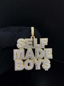 Colgante Hip Hop de Acero Inoxidable Personalizado Directo de Fábrica con Incrustaciones de Circonitas y Diamantes - Product Image 3