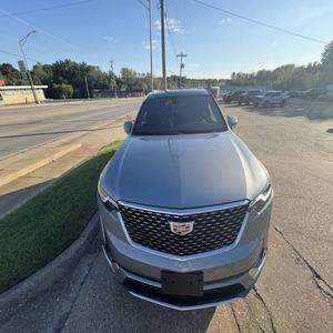 Cadillac XT6 Premium Luxury 2025 USADO EN EXCELENTES CONDICIONES - Product Image 1