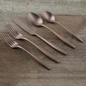 Ensemble de couverts en acier inoxydable couleur or rose de style attrayant, cuillère, fourchette, couteau faits à la main, articles de mariage, parfaits pour offrir en cadeau - Product Image 1