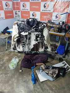 Tùy Chỉnh Người Đàn Ông Của Máy Bay Ném Bom Da Áo Khoác Thời Trang Phố Bò Tóc Vá Biểu Tượng Mùa Thu Đại Học Khuôn Viên Phong Cách Pha Lê Trang Trí - Product Image 3