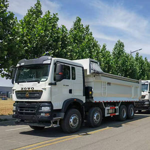 Camión Volquete Usado 2025 8-4, 430HP, Diésel Euro 4, 12 Ruedas, Caja Pesada, Volcador Hidráulico Duradero, Condiciones Confiables, Suministrado desde Japón - Product Image 2