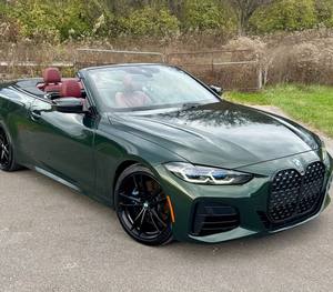 BMW Serie 4 M440i Turbo Coupé RWD 2024 Verde Fresco, Bluetooth, Asientos de Cuero, Arranque Remoto, Paquete Premium, R17 - Product Image 1