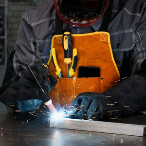 Tabliers de travail en cuir sur mesure unisexe Matériau durable de protection ignifuge anti-coupure Caractéristiques des vêtements de sécurité Styles Joueurs - Product Image 3