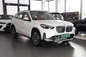 X1 SUV Compacto de Lujo Usado, Turbo Automático, Interior Oscuro, Neumáticos R19, Volante a la Izquierda, Transmisión DCT de 7 Velocidades, Híbrido Suave de 48V, Asistente de Mantenimiento de Carril - Product Image 2