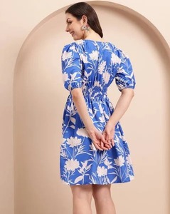 ชุดเดรสสั้นผ้าฝ้ายแบบสั้นสไตล์อินเดียชุดคู่ฮันนีมูนสำหรับเจ้าสาวงานแต่งงานของขวัญชุดของขวัญพิมพ์ลายดอกไม้สำหรับเป็นของขวัญ - Product Image 3