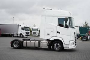 Camion tracteur D-AF XG 480 Capacité de charge 11-20T Transmission automatique 4X2 Diesel Euro 6 8 vitesses Transport logistique - Product Image 4