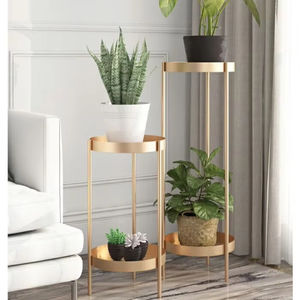 Maceta de metal con encanto rústico con soporte de patas de estilo de madera ideal para núcleo de cabaña y configuraciones de decoración del hogar vintage - Product Image 1