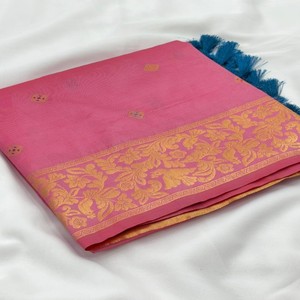 Sari en soie douce VASTRA COTTAGE, or zari, motif floral Meenakari, bordure fantaisie Sparrow Pall, qualité originale avec blouse assortie - Product Image 1
