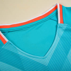 Conjunto de uniforme de fútbol duradero con costuras reforzadas para rendimiento en el campo Conjunto de uniforme de fútbol de corte moderno - Product Image 2