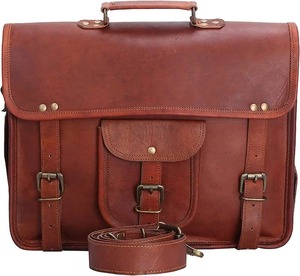 Sac messager tendance en cuir véritable unisexe Grand sac vintage pour ordinateur portable avec logo personnalisé Cadeau voyage bureau pour homme - Product Image 1