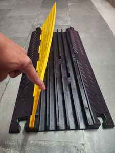 Emco High Traffic Area Heavy Duty 5 Channel Cable Protector Fiable Yellow + Black Rubber + PVC Construction Speed Bump Cable - Product Image 2