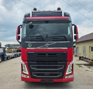 Volvo FH 540 6x4 con Retarder, Trasmissione Automatica, Euro 6, Motore a Combustione Interna Diesel, Formulazione Ruote 4x2, Potenza 397 kW (540 CV) - Product Image 2