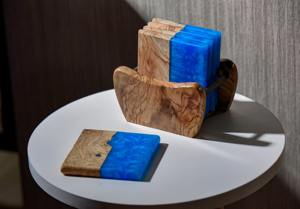 Posavasos de Madera de Resina Gruesa Personalizados con Diseño Cuadrado de Madera de Acacia Natural Sólida, Aspecto Lujoso y Elegante - Product Image 6