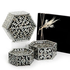 Wholesale Elegant <b>Set</b> of 3 Mother of Pearl <b>Cake</b> <b>Stands</b> MOP Inlay Chocolate Tray for Ramadan Eid Mubarak 2023 - Product Image 6