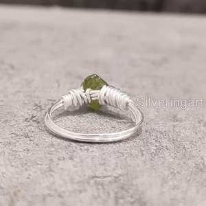 Anillo de Plata de Ley 925 con Peridoto Natural, Piedra de Nacimiento de Agosto, Doble Banda, Joyería Hecha a Mano para Mujer - Product Image 5