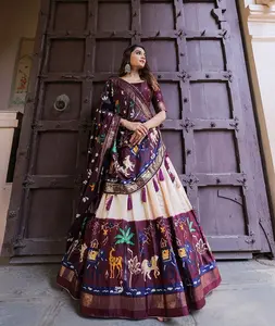 인도 에스닉웨어 구자라트 컬렉션 여성용 웨딩웨어 및 페스티벌 웨어에 대한 Dola 실크 Lehenga Choli의 에스닉 복장