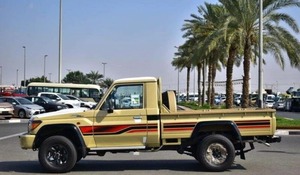 2020 2021 2022 VOITURES TOYOTA LandCruiser 79 SINGLE CAB PICKUP EDITION LX V8 4 5L DIESEL D'OCCASION - Product Image 5