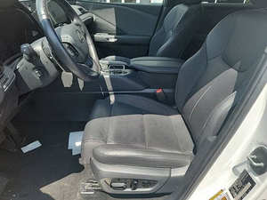 Lexus TX 350 2024 USADO EN BUEN ESTADO - Product Image 2