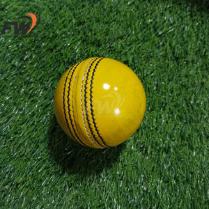 Pelotas de Cricket de Cuero Genuino de Alta Calidad con Logotipo Personalizado, Color Sólido, Tamaño Personalizado, Entrenamiento Profesional, Empaque Personalizado para Equipos - Product Image 1