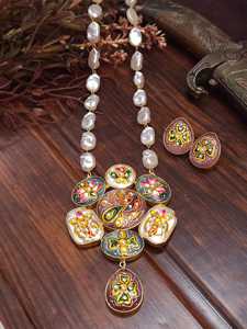 Collier fait main avec pierre de Monalisa et collier de perles avec boucles d'oreilles bijoux Meenakari classiques pour femmes mariage et fête - Product Image 3