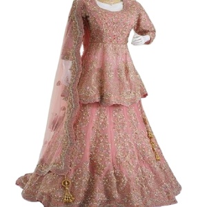 Robe de mariée longue avec perles de cristal pour femmes - Product Image 2