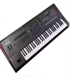 Nuevo Teclado Sintetizador FANT-OM 6 EX de 61 Teclas con Pedal de Sustain y DVD de Instrucción de Piano en Línea - Product Image 1