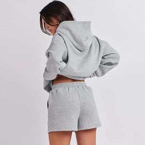 Ensemble de shorts à capuche en coton pour femmes élégantes tenue deux pièces confortable pour le style de rue se prélasser motif solide au-dessus de la longueur du genou - Product Image 4