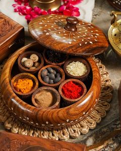 Boîte à épices de table en bois naturel imprimé de qualité supérieure avec compartiments séparés pour épices et fruits secs - Product Image 3