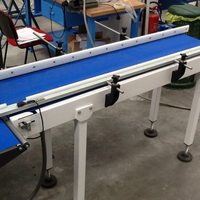 Kunden spezifische Förderbänder in Industrie-und Lebensmittel qualität Modulares Design Einstellbare Geschwindigkeit Einfache Reinigung und Wartung für die Montagelinie