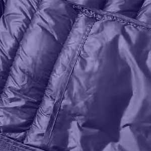 Gilet matelassé noir avec logo personnalisé en gros Gilet matelassé avec fermeture éclair Gilet matelassé respirant avec poches latérales en gros - Product Image 6