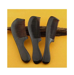 Peine de cuerno de búfalo de color negro natural para damas y caballeros La mejor calidad a un precio razonable Peine de cuerno único - Product Image 2