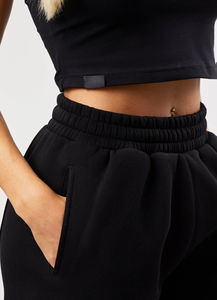 Wholesale Custom Logo <b>Women's</b> <b>Sweat</b> <b>Shorts</b> With Pockets New Design High Waisted Soft And Breathable Gym Workout <b>Shorts</b> For <b>Women</b> - Product Image 3