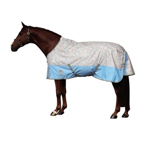 Couverture de cheval synthétique durable et confortable en nylon multicolore Maizan International, couverture de pluie intégrée pour l'hiver - Product Image 1